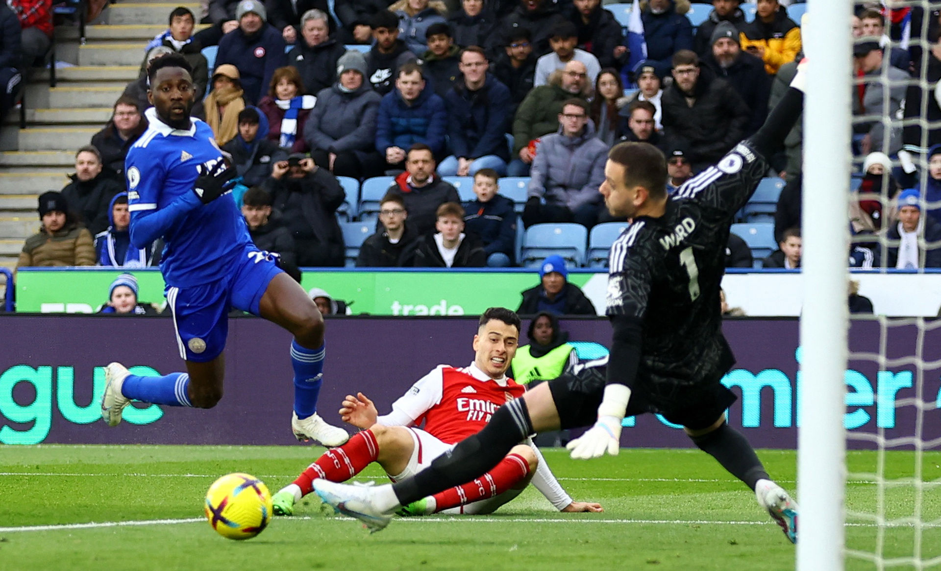 防守反击 防守反击